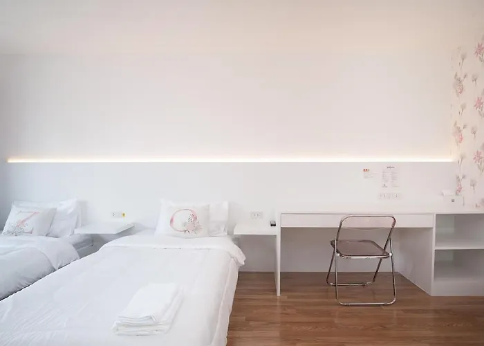 Modern Twin Br Bath & Bathtub Retreat Bts Btb6